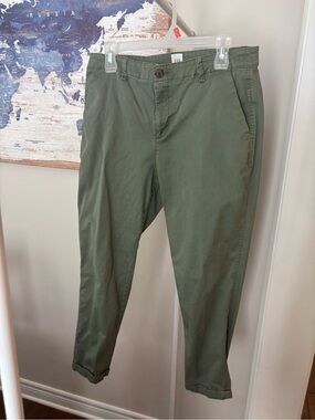 GAP Olive Green Cropped Chino Pants